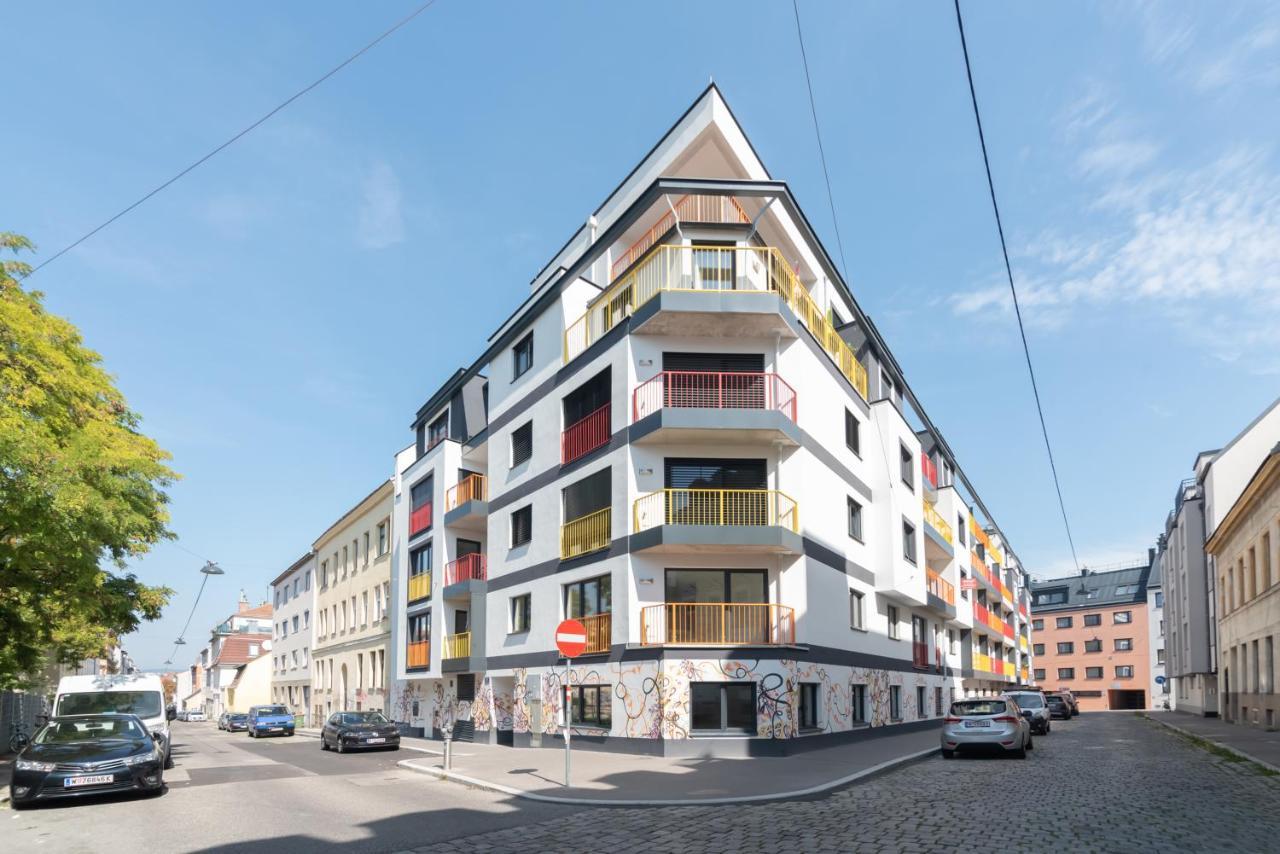 Ruhig, Hell Und Neu Mit Garage Apartmán