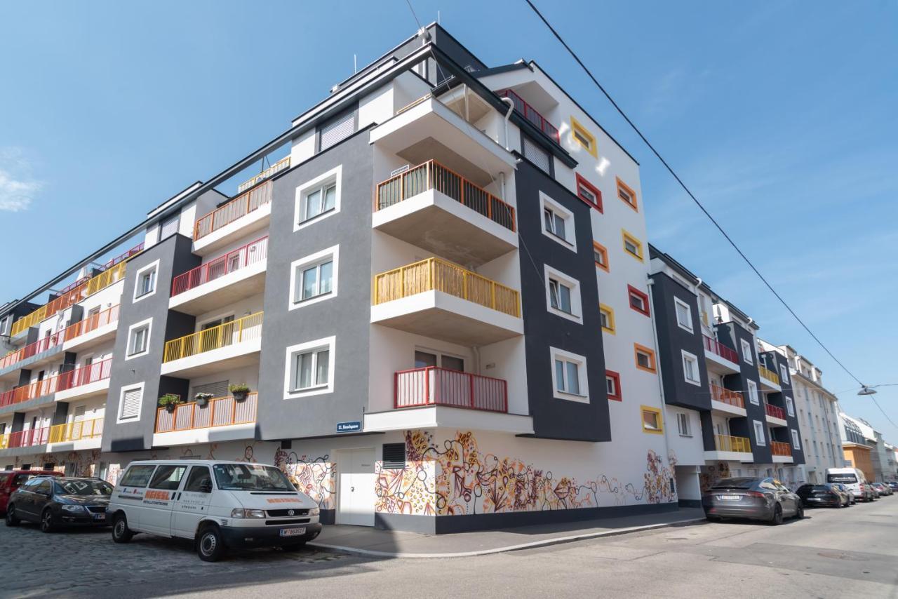 Ruhig, Hell Und Neu Mit Garage Apartmán